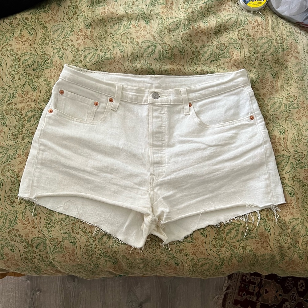501 Levi’s White Jena Shorts